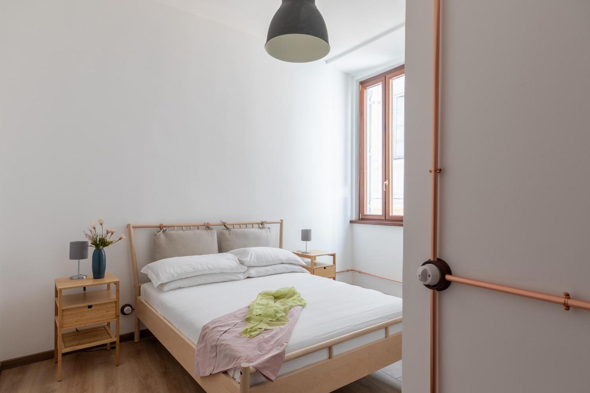 Iflat Bright Brand New 3-Bedroom Apt In Monti Рим Екстер'єр фото